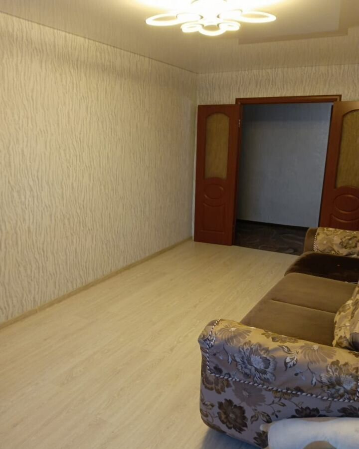 квартира г Магнитогорск р-н Орджоникидзевский пр-кт Карла Маркса 208 фото 2