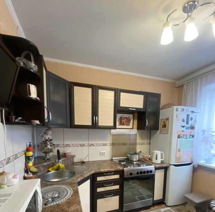 квартира г Старый Оскол мкр Королева 6 фото 2