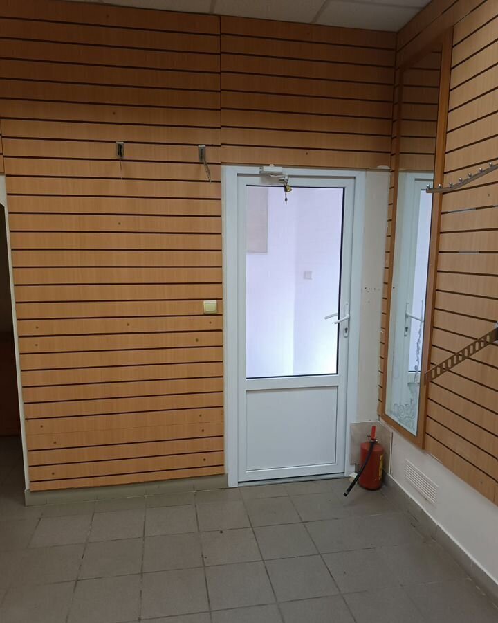 свободного назначения р-н Киришский г Кириши ул Мира 17 Киришское городское поселение фото 2