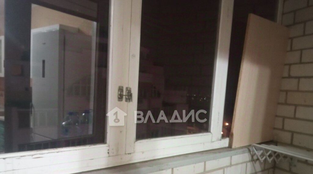 квартира г Белгород Западный ул Есенина 8а фото 15