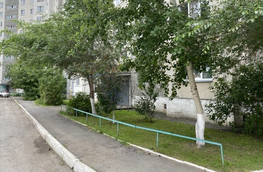 квартира г Курган мкр 6-й жилой район Заозёрный, 10 фото 1