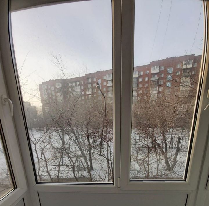 квартира г Омск р-н Центральный ул Иртышская 15а фото 12