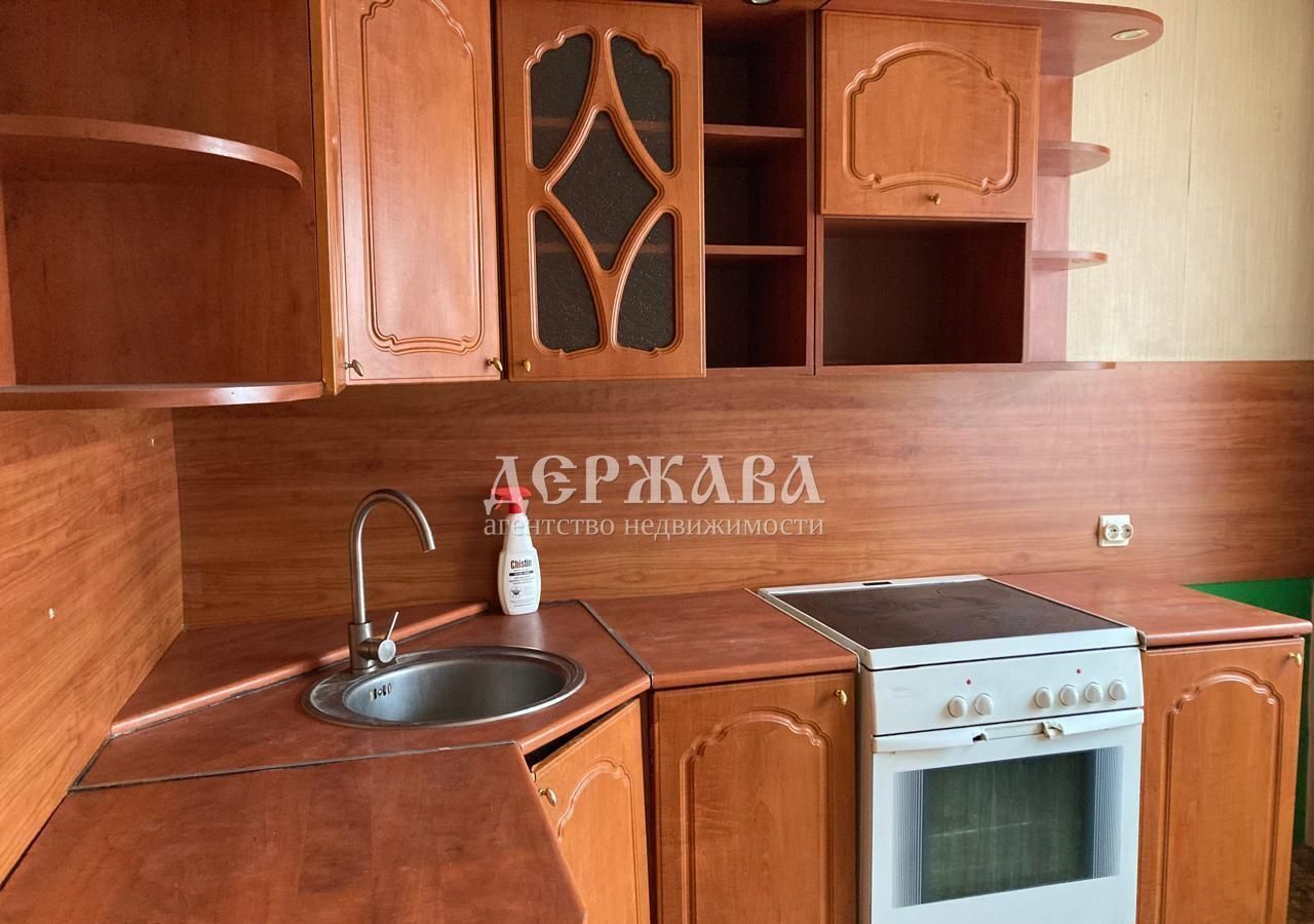 квартира г Старый Оскол мкр-н Конева, 1 фото 2