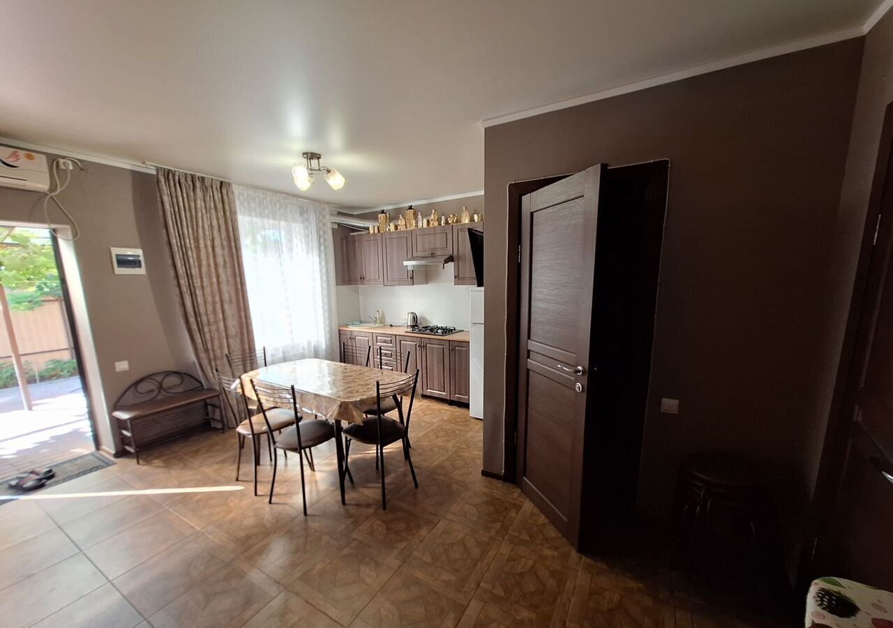 дом г Геленджик ул Вильямса 4/2 фото 2