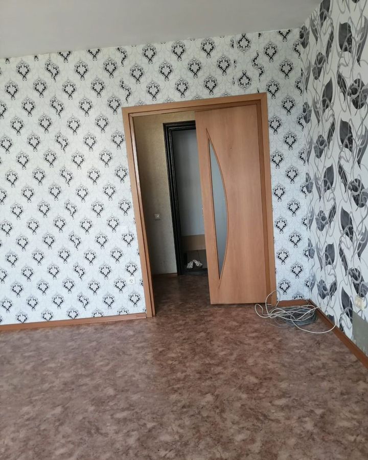 квартира г Белово пгт Бачатский ул Комсомольская 65 Кемеровская обл. — Кузбасс фото 1