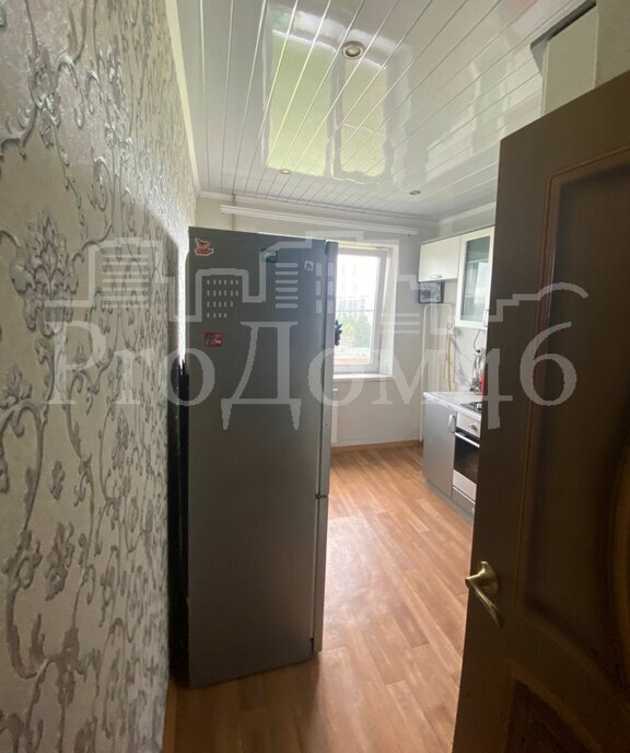 квартира г Курск р-н Центральный ул Орловская 32 фото 2