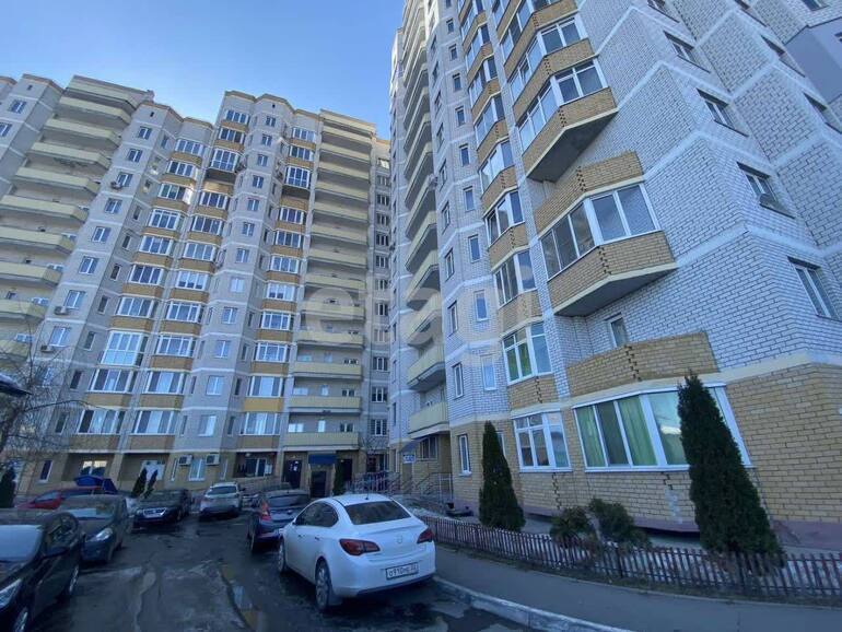 квартира г Брянск р-н Советский ул. Красноармейская, д. 38 фото 11