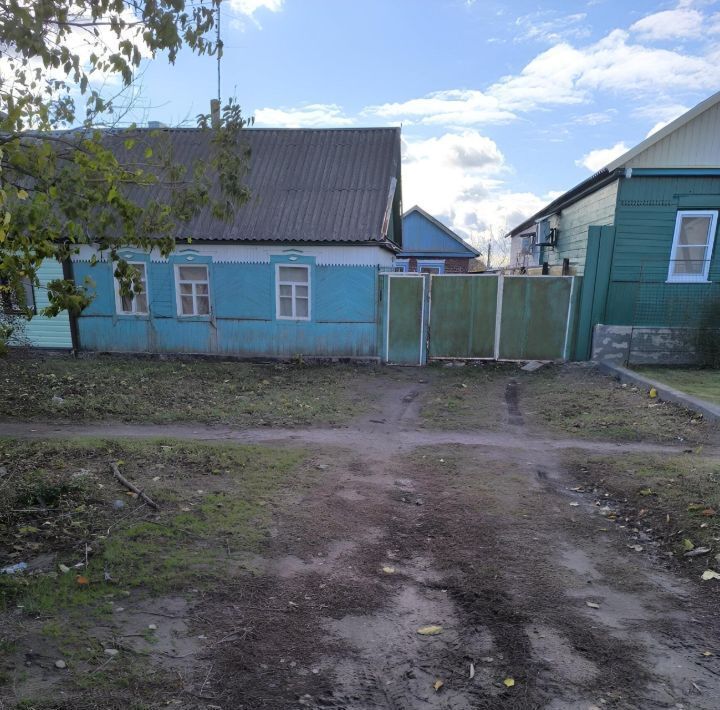 дом р-н Миллеровский г Миллерово ул Земляченко 26 Миллеровское городское поселение фото 3