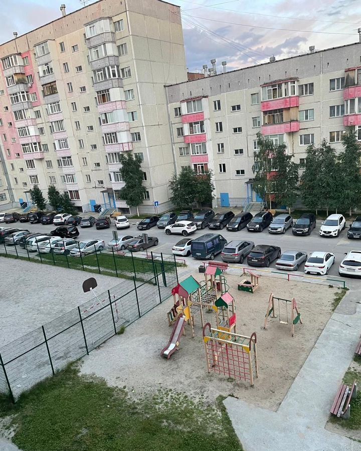 квартира г Сургут р-н Северный жилой ул Игоря Киртбая 9/1 Сургут, Тюменская обл. фото 9