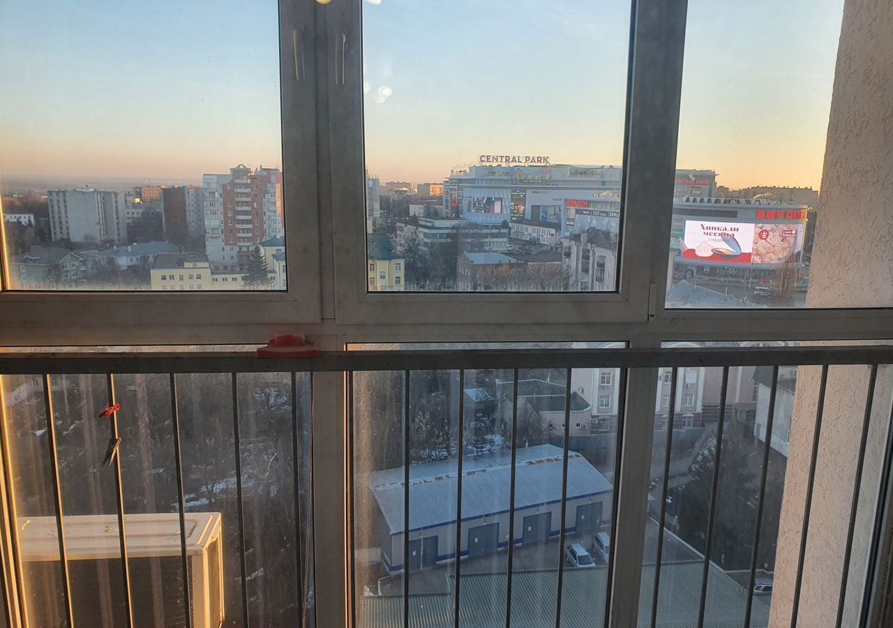 квартира г Курск р-н Центральный ул Карла Маркса 31а фото 1