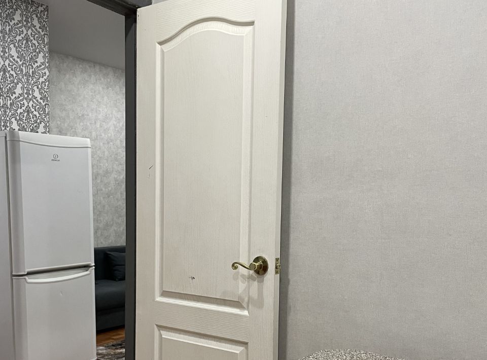 квартира г Волгоград р-н Кировский ул 64-й Армии 83 фото 5