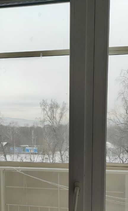квартира г Красноярск р-н Октябрьский ул Академика Киренского 9а фото 3