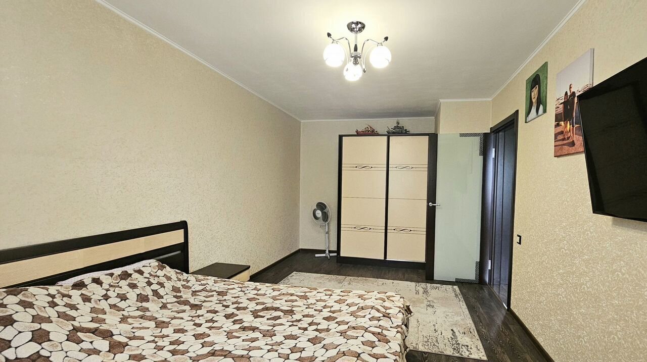 квартира г Кемерово р-н Центральный пр-кт Ленина 66б фото 2