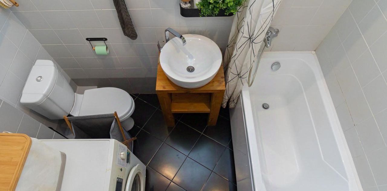 квартира г Омск р-н Центральный ул. Ивана Воронкова, 1А фото 21