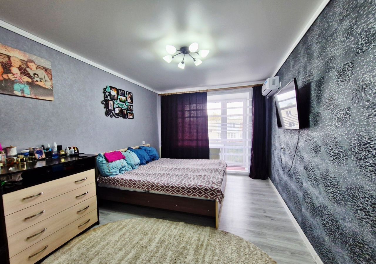 квартира г Ишим ул Шаронова 5 фото 7