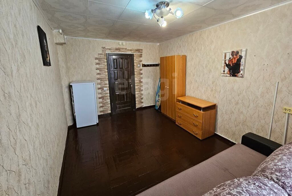 комната г Ишим пл Октябрьская 19 фото 2
