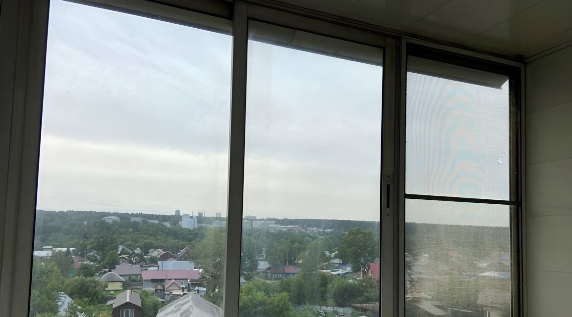 квартира г Барнаул р-н Центральный ул Кутузова 16б фото 2