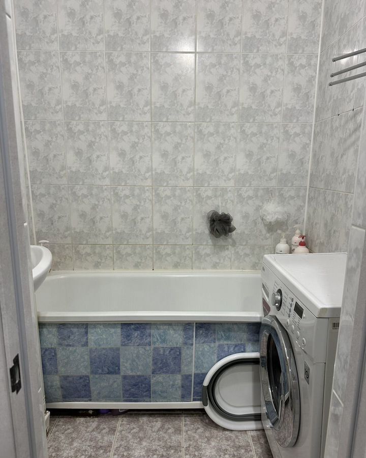 квартира г Губкинский 9-й мкр-н, 17, Тюменская обл. фото 11