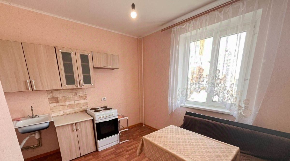 квартира г Курск р-н Центральный пр-кт Анатолия Дериглазова 57 фото 1