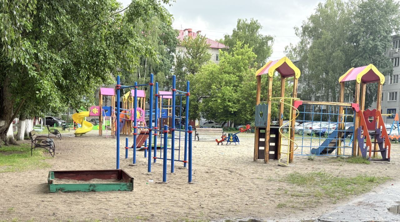 квартира г Брянск р-н Володарский ул Воровского 8 фото 5