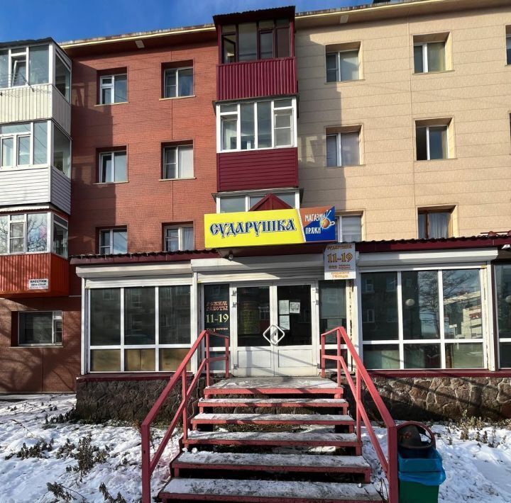 торговое помещение г Петропавловск-Камчатский пр-кт 50 лет Октября 31 фото 1