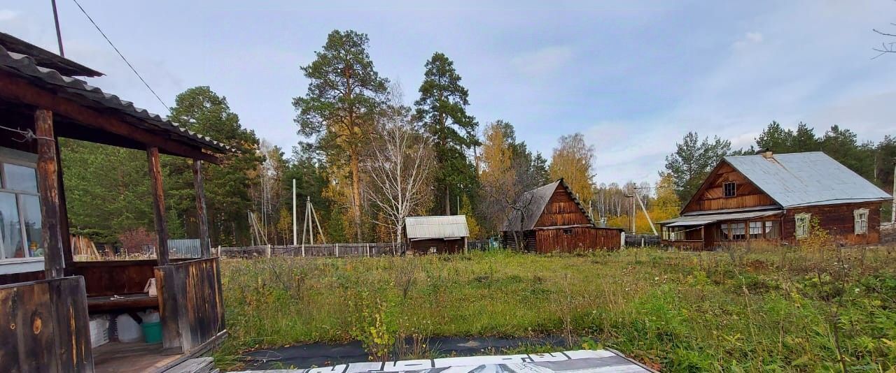 дом г Дегтярск п Чусовая ул Солнечная фото 13