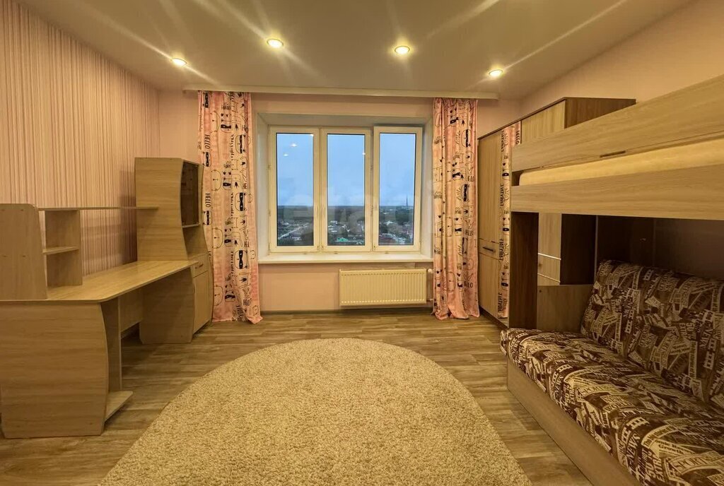 квартира г Тобольск 15-й микрорайон 39 фото 1
