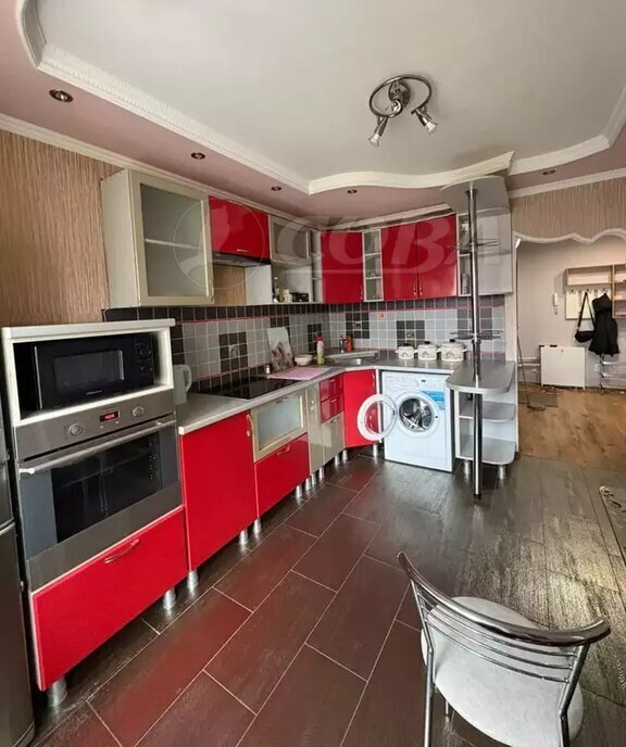 квартира г Тобольск мкр 7а 21б фото 4