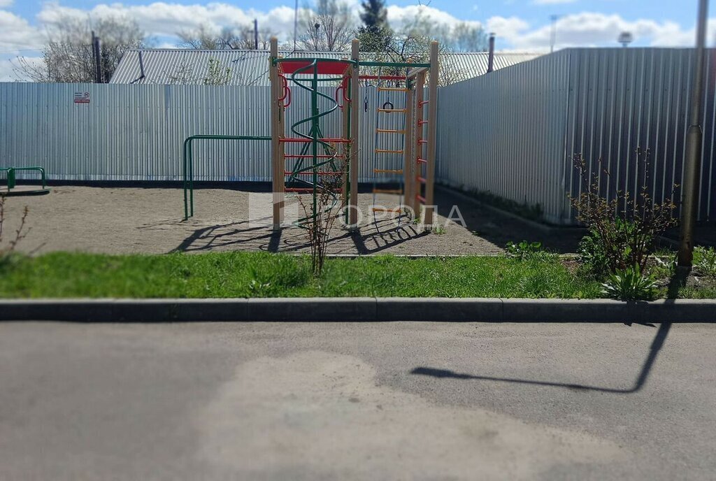 квартира г Новоалтайск ул Октябрьская 18в фото 17
