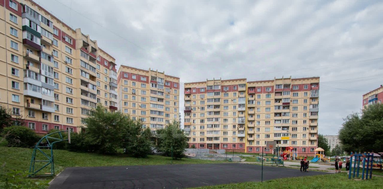квартира г Новокузнецк р-н Новоильинский ул Рокоссовского 19б фото 25