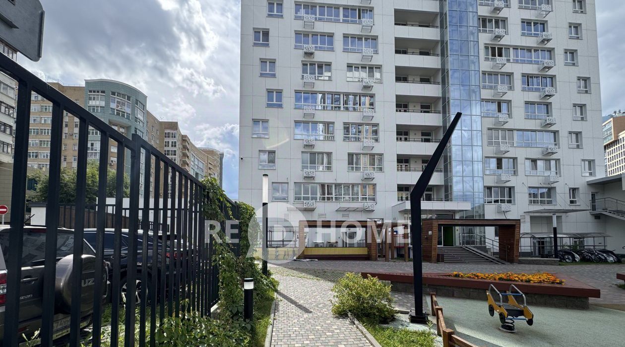 квартира г Пермь р-н Свердловский ул Революции 22 фото 38