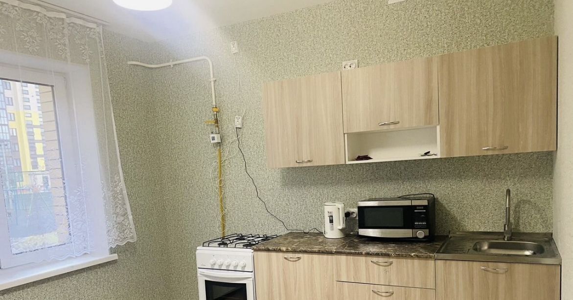 квартира г Омск р-н Центральный проезд 6-й Амурский 10 фото 1