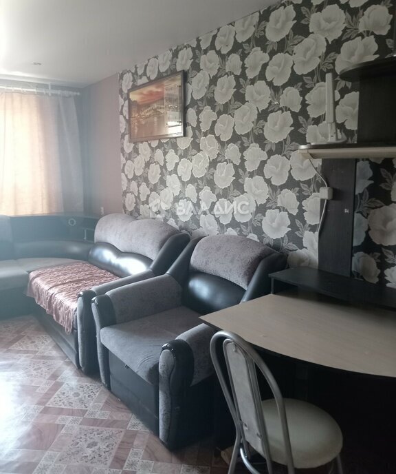 квартира г Тобольск мкр 7а 7 фото 3