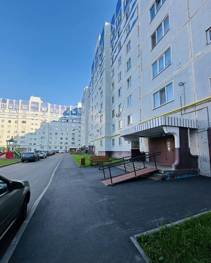 квартира р-н Нижнекамский г Нижнекамск пр-кт Мира 52 муниципальное образование Нижнекамск фото 1