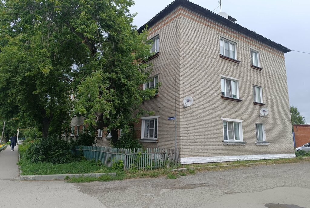 квартира р-н Болотнинский г Болотное ул Горького фото 2