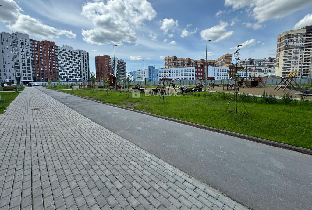 квартира р-н Всеволожский г Мурино Девяткино, улица Шоссе в Лаврики, 53к 2 фото 3