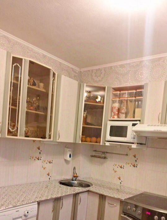 квартира г Колпино ул Ижорского Батальона 14 р-н Колпинский фото 2