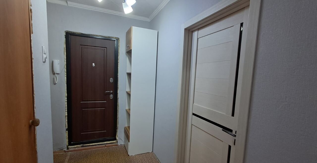 квартира г Тольятти р-н Автозаводский 16-й квартал б-р Цветной 5 фото 1