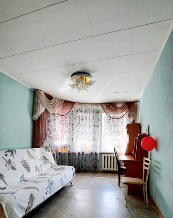 квартира г Омск р-н Кировский Солнечный ул Комкова 4/1 фото 4