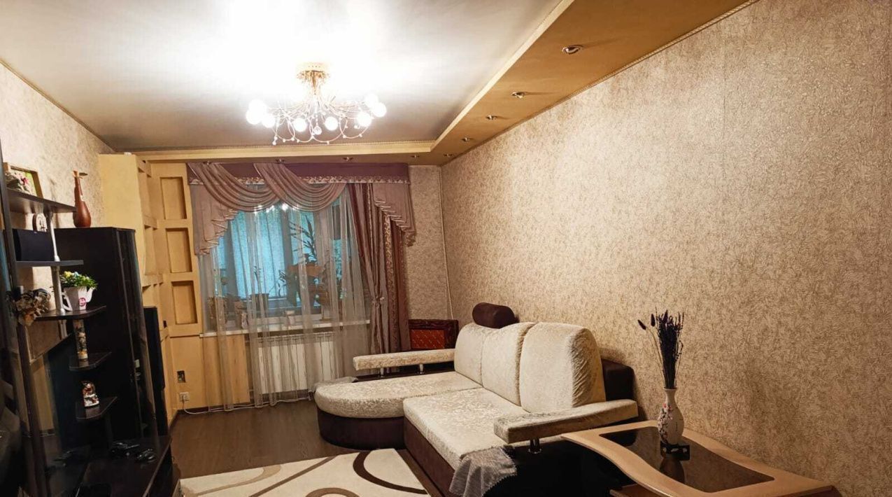 квартира г Омск р-н Октябрьский ул. Николая Кузнецова, 3 фото 3