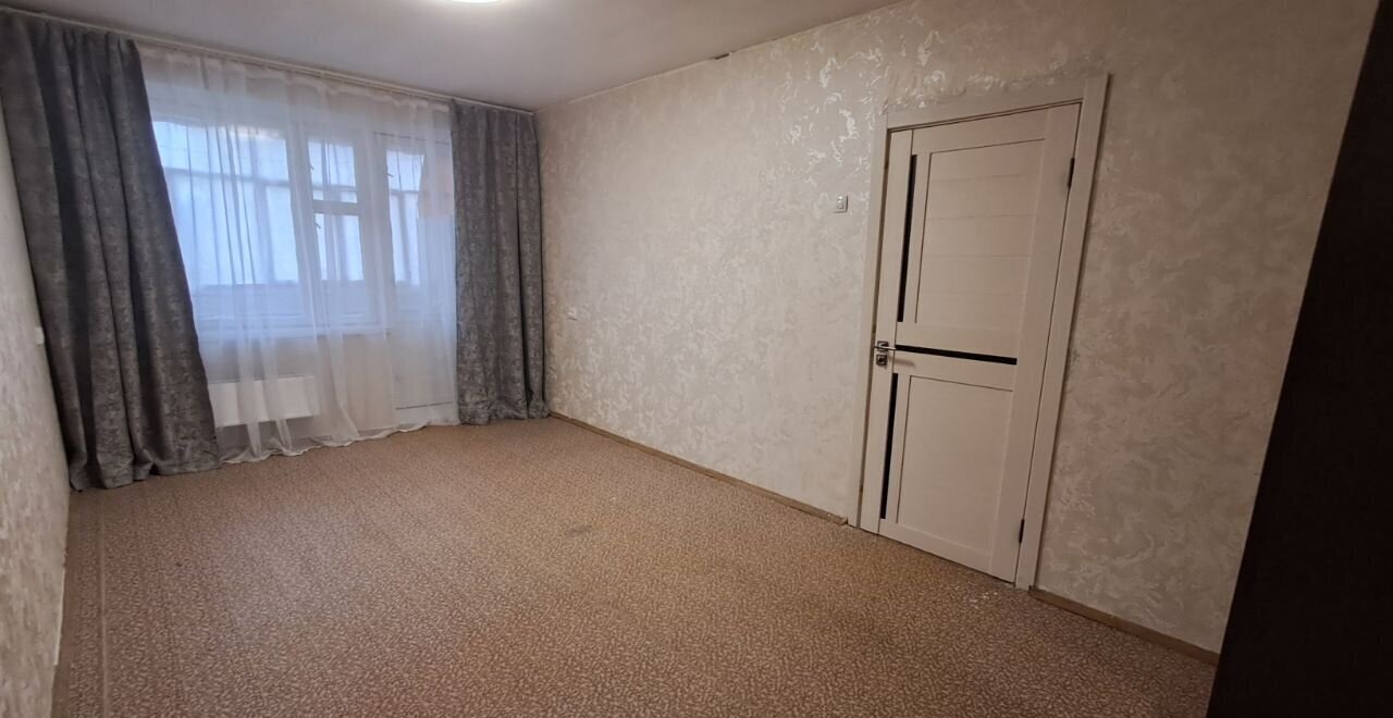 квартира г Тольятти р-н Автозаводский 16-й квартал б-р Цветной 5 фото 5