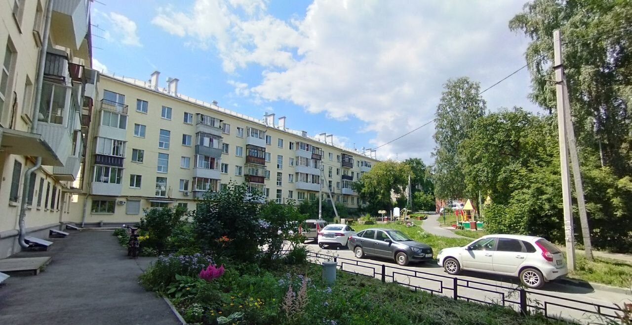 квартира г Екатеринбург р-н Чкаловский Химмаш пер Угловой 2 фото 1