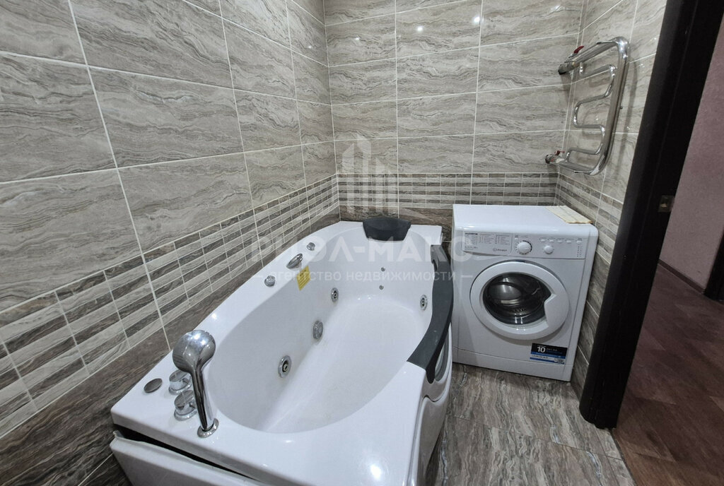 квартира г Брянск р-н Советский Бежицкая улица, 1к 3 фото 1