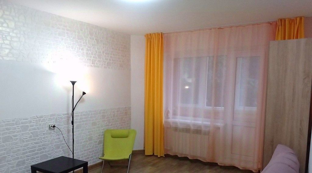 квартира г Омск р-н Кировский ул 70 лет Октября 13 Кировский АО фото 11