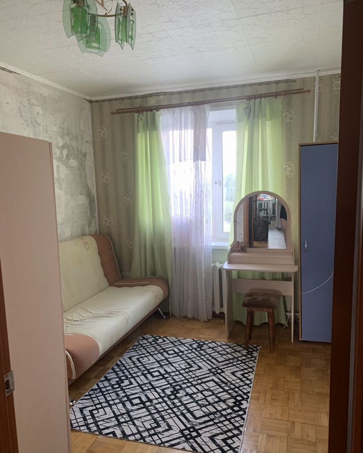 квартира г Тобольск 10-й мкр-н, 4А фото 2