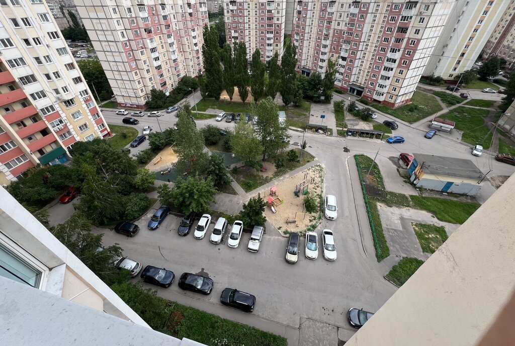квартира г Липецк р-н Октябрьский ул Катукова 43 фото 2