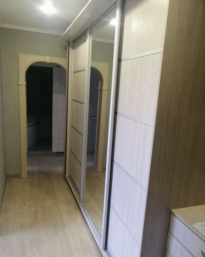 квартира г Прокопьевск р-н Рудничный ул Есенина 14 фото 2