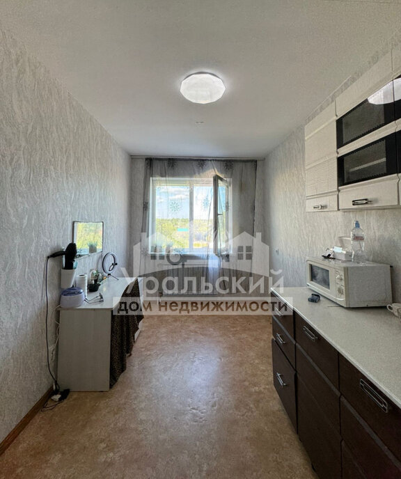 квартира г Алапаевск ул Николая Островского 2 фото 1