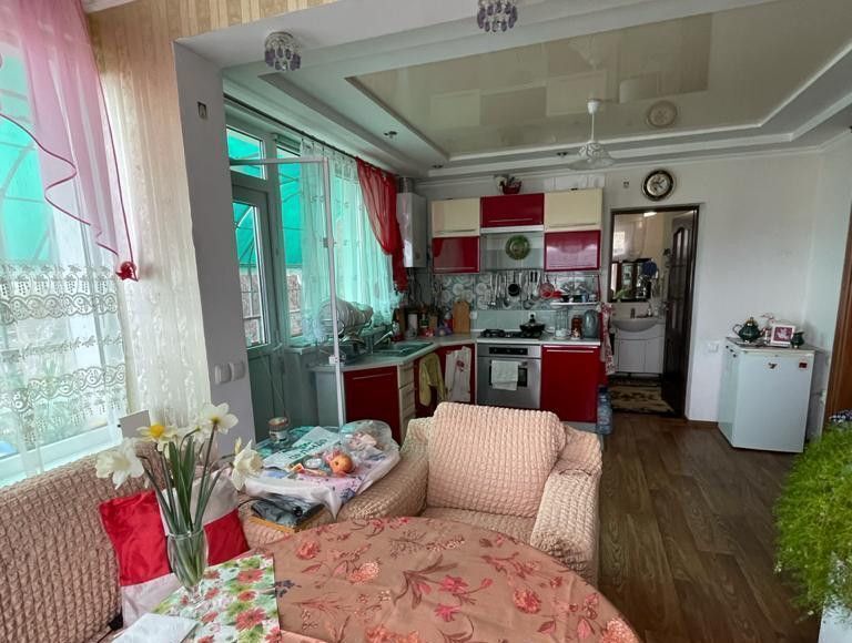 дом г Алушта с Верхняя Кутузовка ул Скалистая фото 4