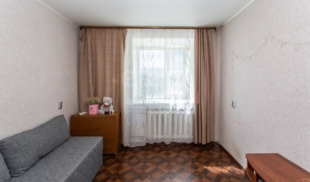 квартира г Тобольск р-н мкр 9 5А фото 4